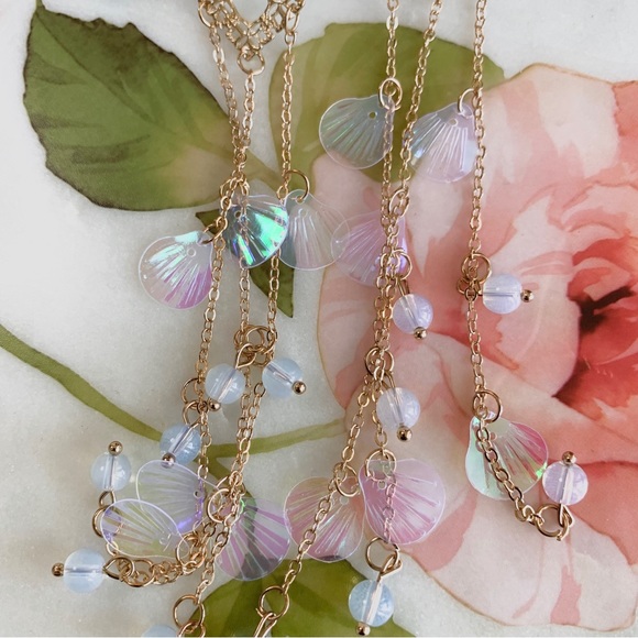 BUTTERFLY PEARL HAIR CLIPS - Picture 4 of 12